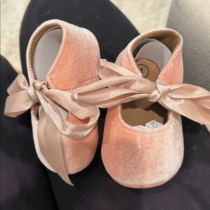 Velvet Ribbon Baby Walkers in Blush Pink